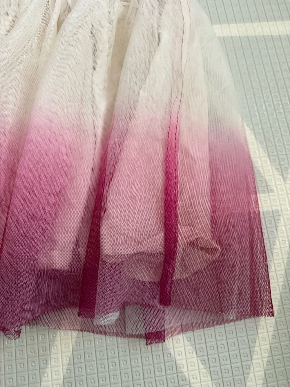 TEA Girls Ombre Tulle Skater Skirt - Pink to Burgundy